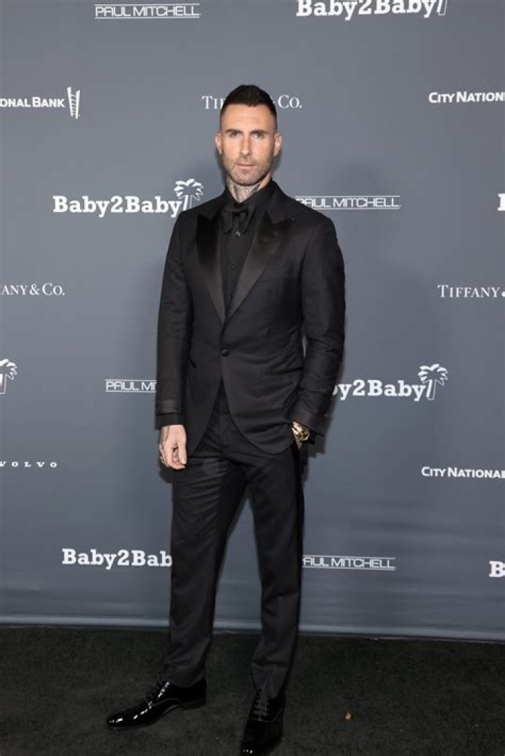 Adam Levine Height, Weight, Body Measurements, Shoe Size