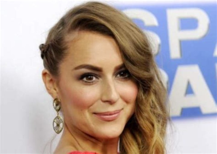 Alexa PenaVega Height, Weight, Measurements, Bra Size, Shoe Size