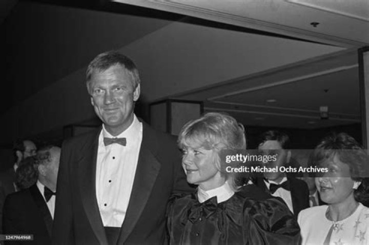 Bo Svenson Married, Wife, Children, Net Worth, Facts, Wiki-BIo