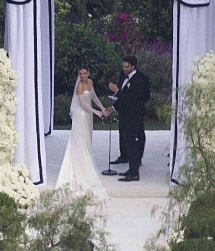 Is Josh Allen Tied the Knot? Exploring His Romantic Life and Relationships - SarkariResult