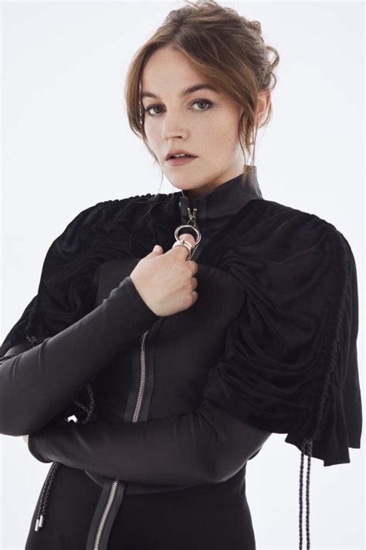 Izzy Meikle-Small Dating, Affairs, Net Worth, Earnings, Facts, Wiki-Bio