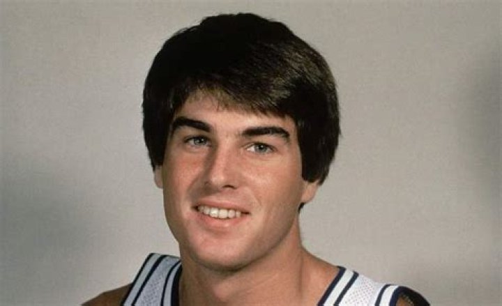 Jay Bilas Height, Weight, Body Measurements, Shoe Size