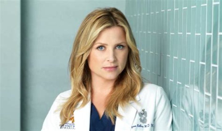 Jessica Capshaw Height, Weight, Measurements, Bra Size, Shoe Size