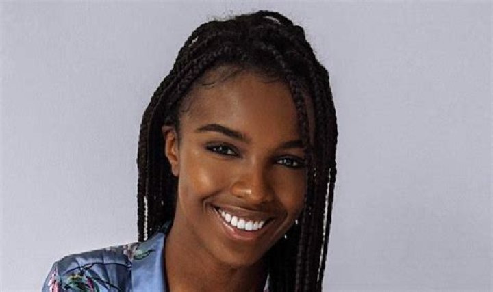 Leomie Anderson Height, Weight, Measurements, Bra Size, Shoe Size