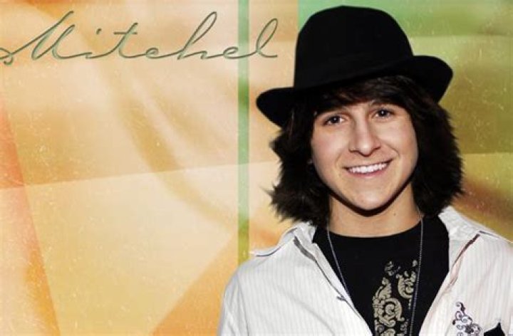 Mitchel Musso Height, Weight, Body Measurements, Shoe Size