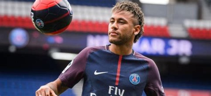 Neymar Height, Weight, Body Measurements, Shoe Size
