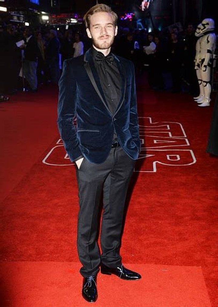 PewDiePie Height, Weight, Body Measurements, Shoe Size