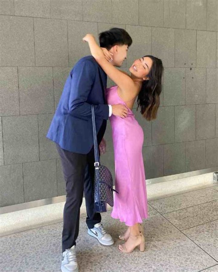 RiceGum Wiki, Bio, Girlfriend, Net worth, Age, Family, Height