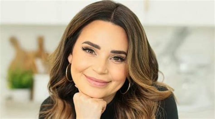 Rosanna Pansino Height, Weight, Measurements, Bra Size, Shoe Size