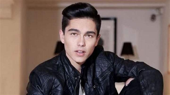 Sergio Mayer Mori Apologized For Saying He Hates RBD