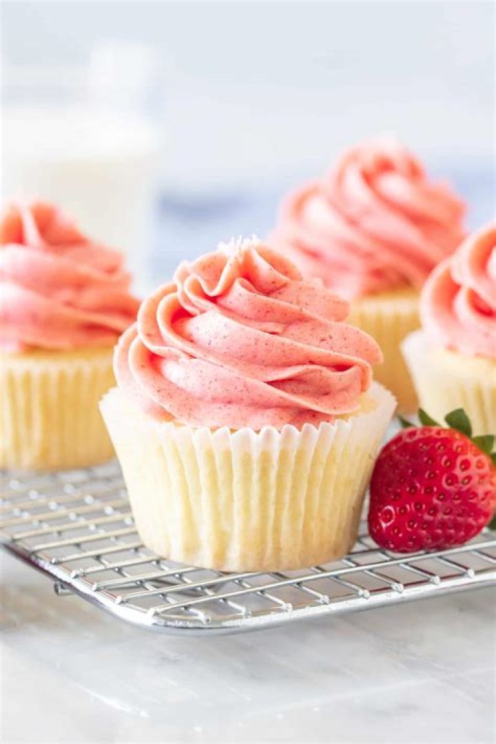 Strawberry Cupcakes with Strawberry Frosting